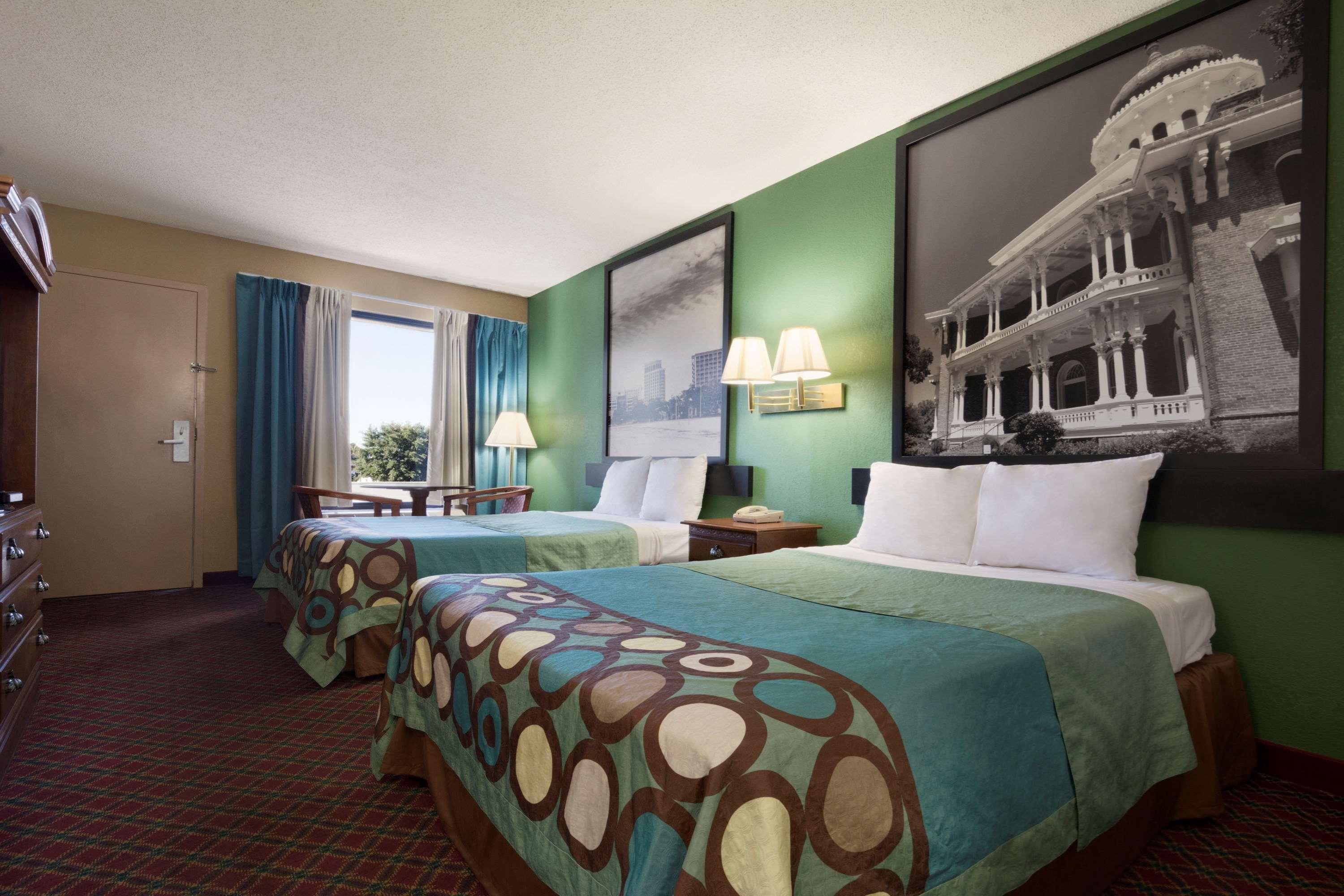 Super 8 By Wyndham Hattiesburg North Exterior foto
